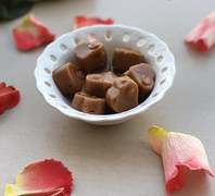 T&ecirc;te-&agrave;-T&ecirc;te With The Toffee Boutique's Safina Naz